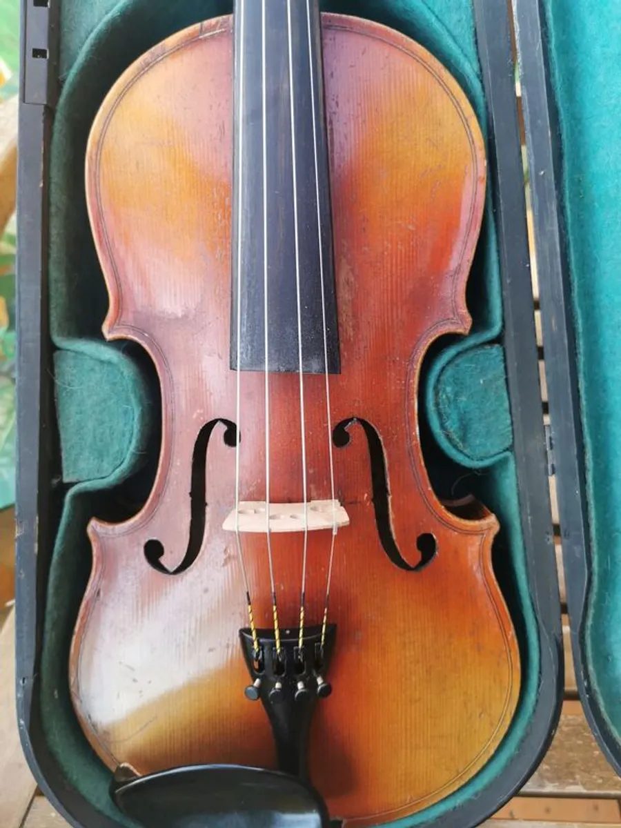 Full size Violin circa. early 1900s - Image 2