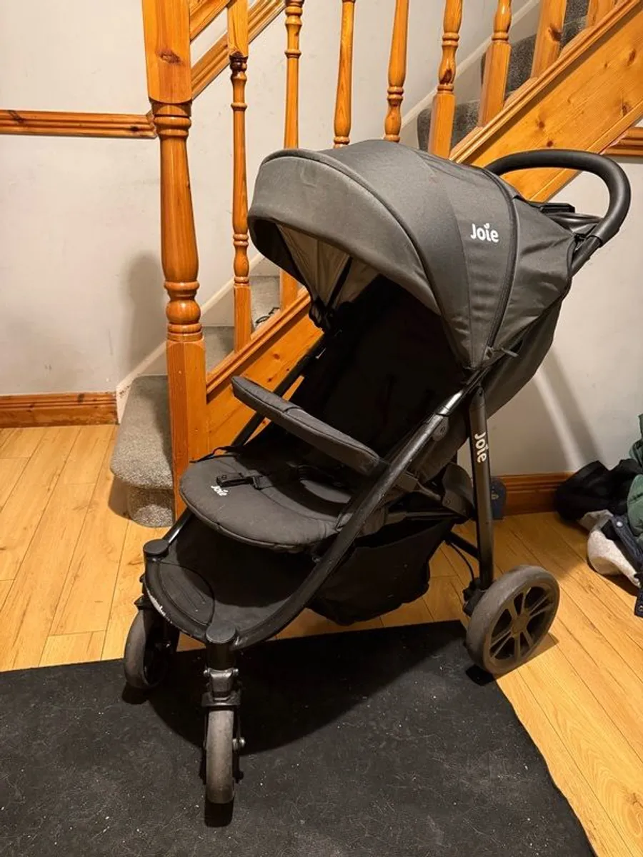 Jolie Stroller - Image 1