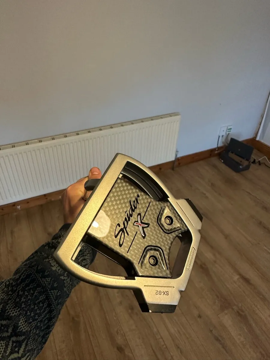 Taylormade spider putter - Image 1
