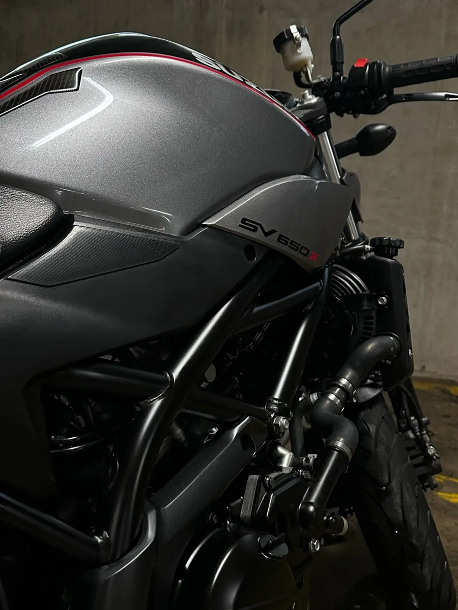Suzuki SV650X 2018 - Image 4