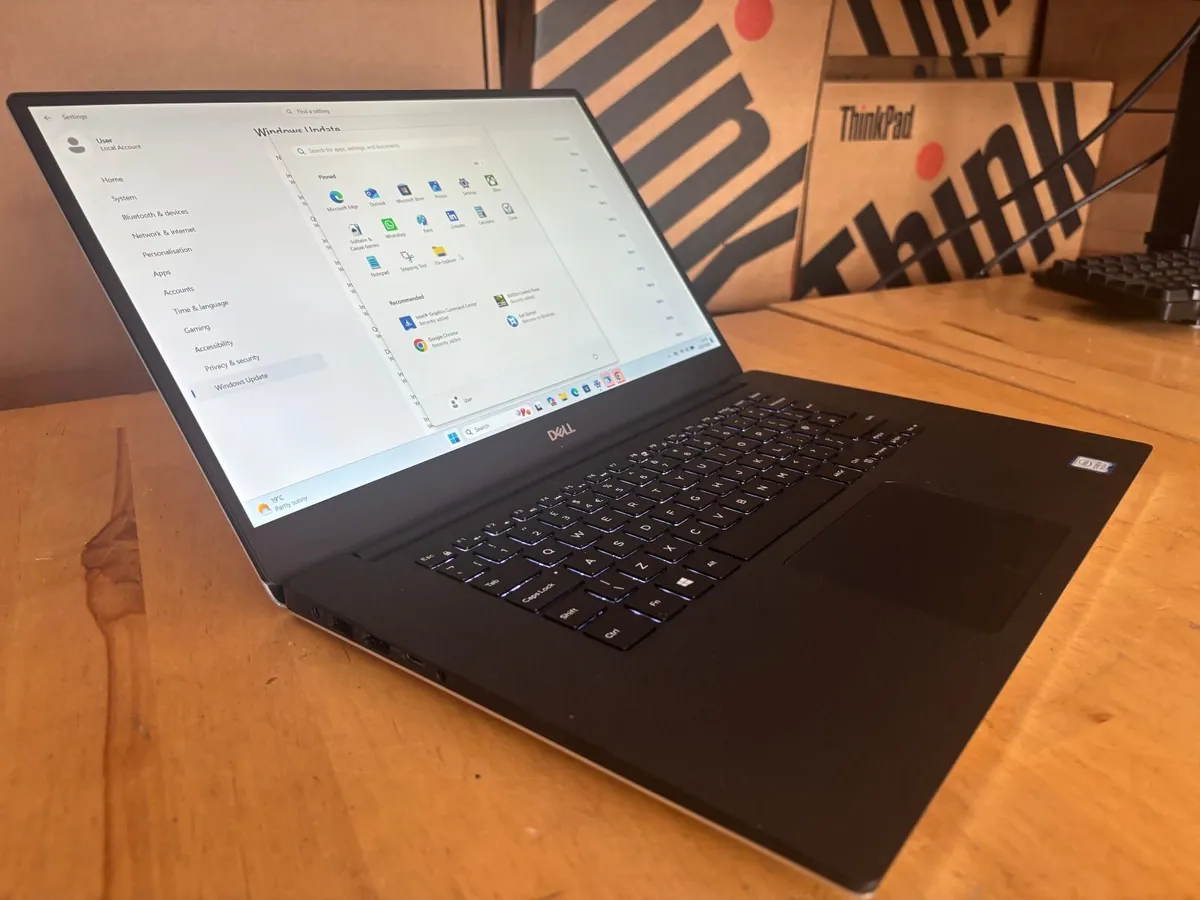 Dell XPS 9570 Ultrabook Laptop-i7-32Gb-GTX Graphic - Image 3
