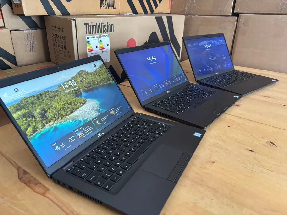 Dell 5400 Touchscreen Laptops-16GB Ram-Win 11 - Image 1