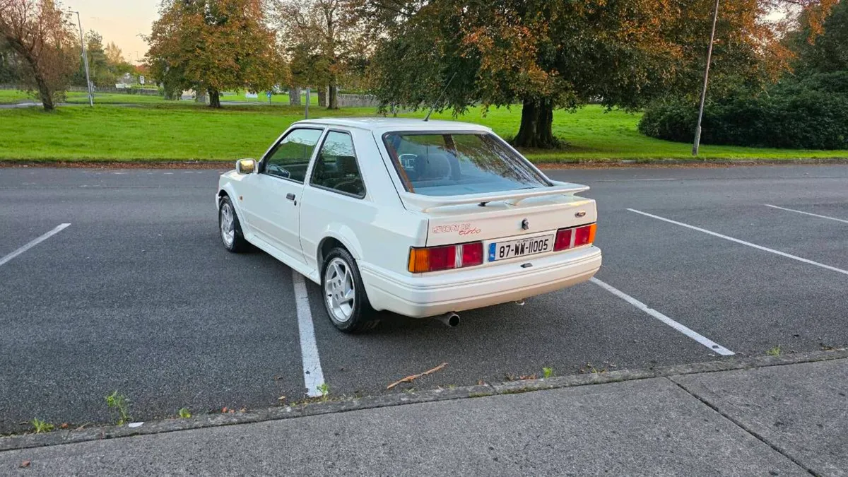 1987 Ford Escort XR3i - Image 4