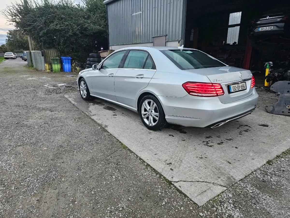 Mercedes E300 hybrid & Ml320 comm - Image 2