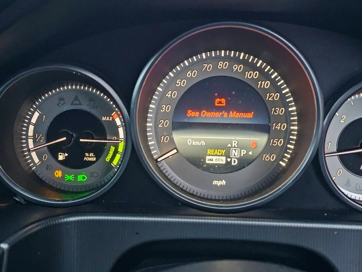 Mercedes E300 hybrid & Ml320 comm - Image 4