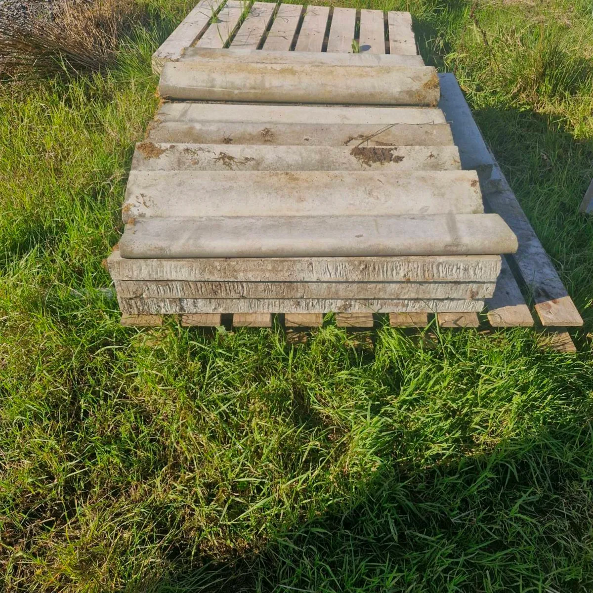 Pencil Kerbs - Image 1