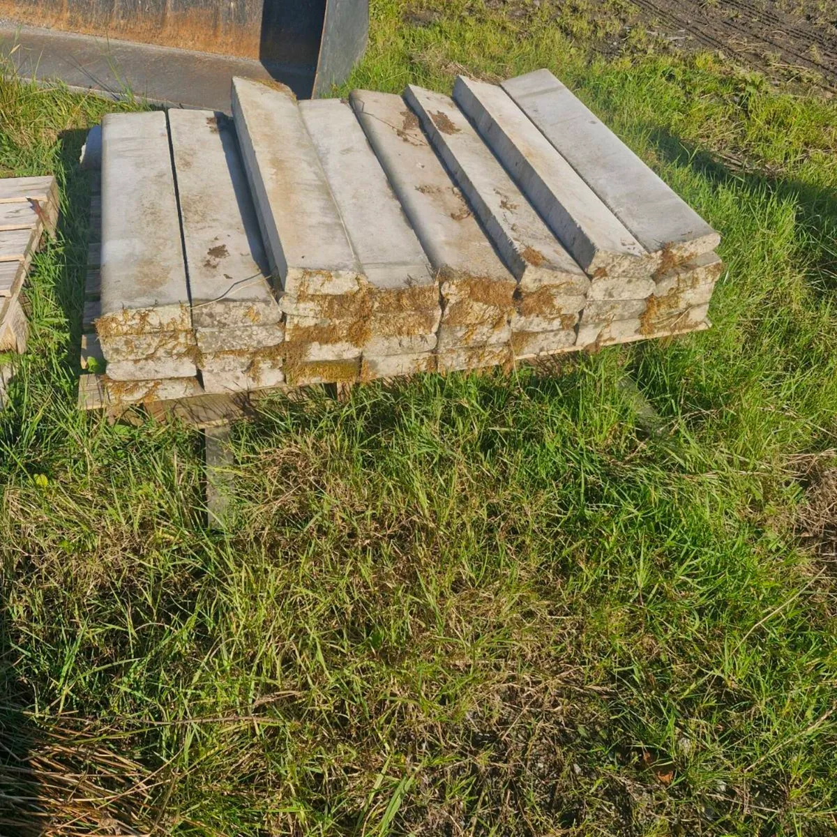 Pencil Kerbs - Image 2
