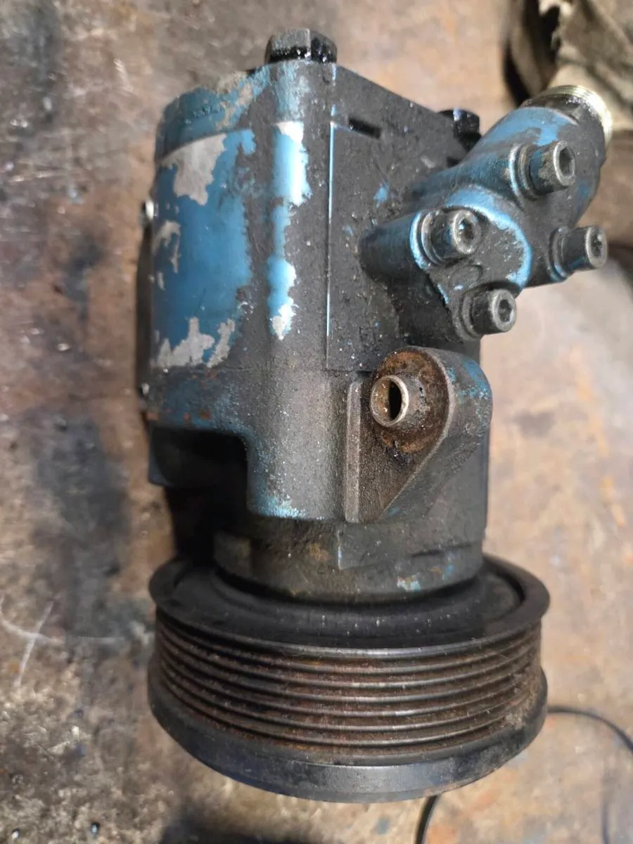Transit tipper pump run off engine - Image 3