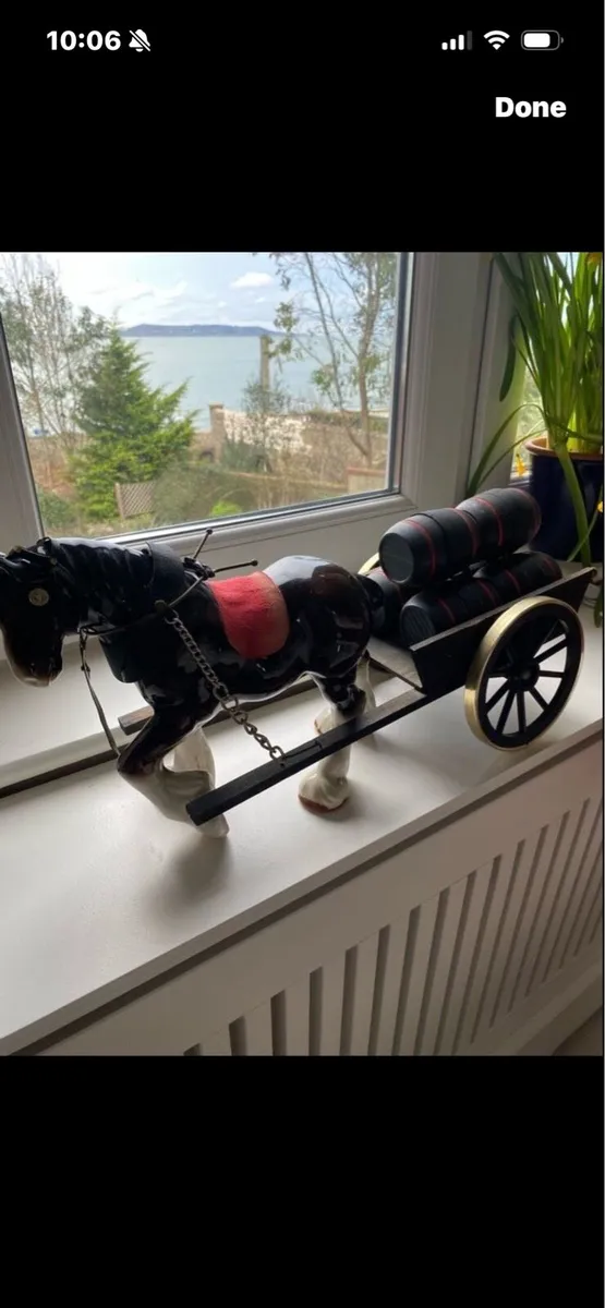 Vintage ceramic Shire Horse & Trap - Image 1
