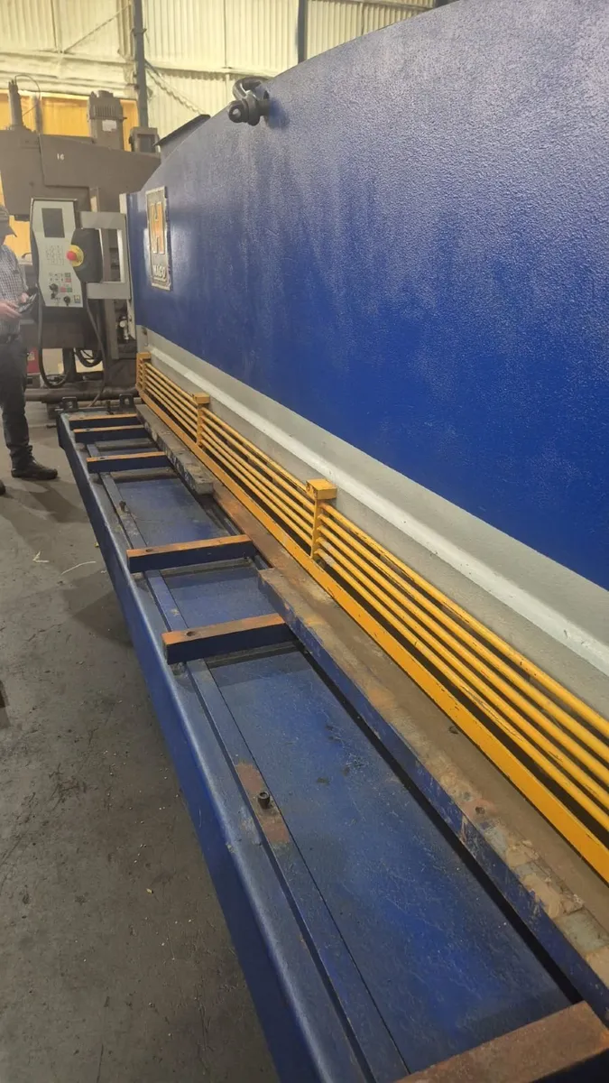 Haco TSX3006 Guillotine - Image 1