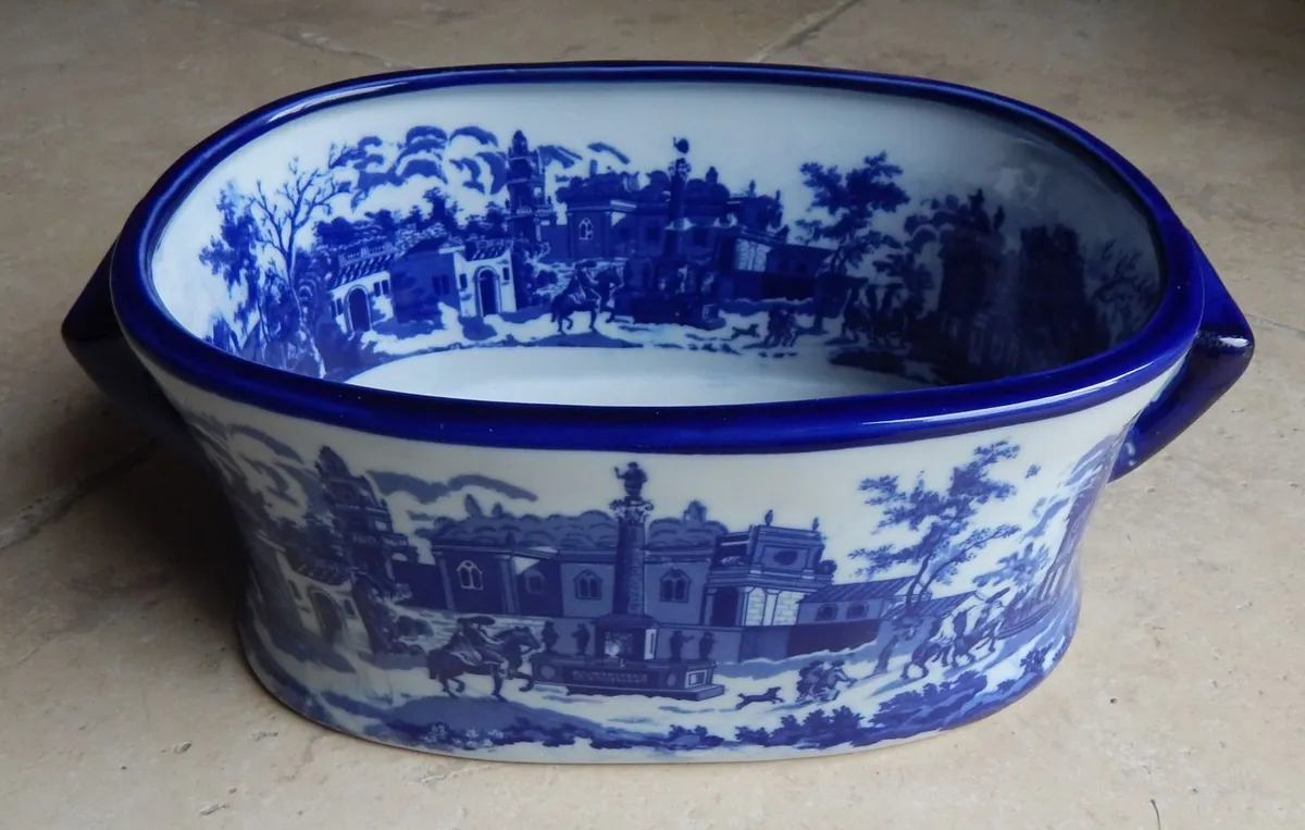 Vintage Victoria Ware Ironstone Wine Cooler - Image 4