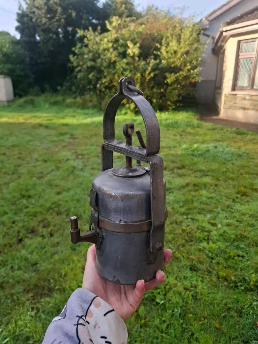Amtique mine worker lamp postage possible - Image 1