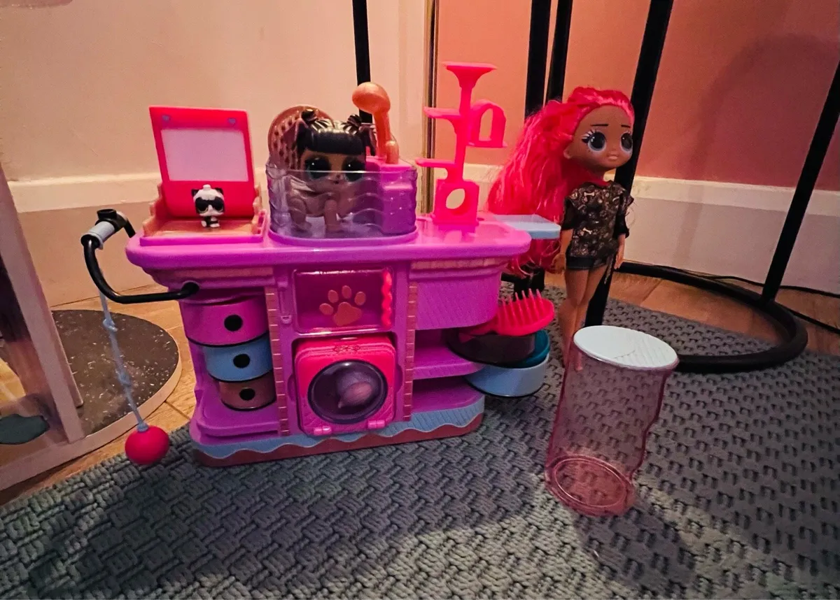 LOL Doll house and Accessories - Image 2