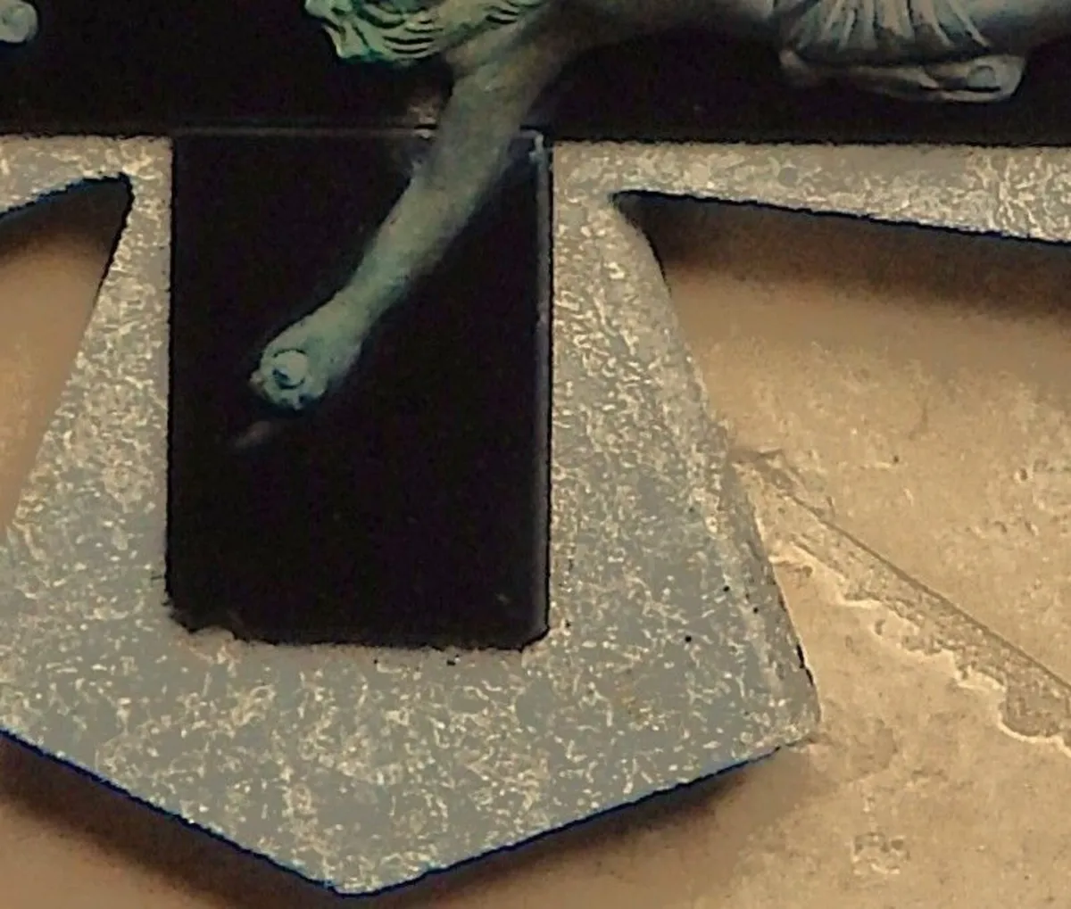 Large Wall Hanging Crucifix in Stone &  Marble - Image 2