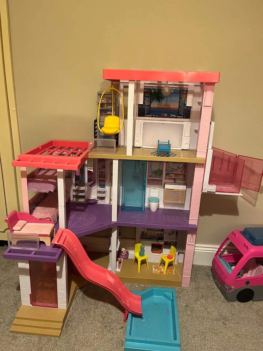 Barbie dreamhouse - Image 2