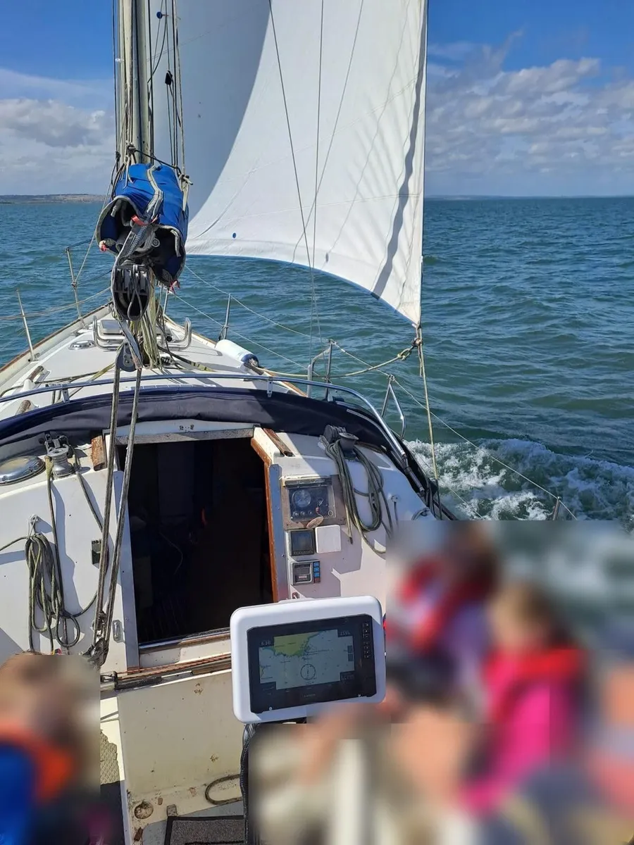 Hurley 30 yacht for sale - Image 4