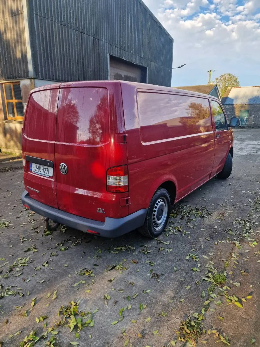 VW Transporter 4wd - Image 2