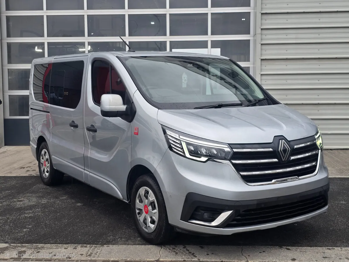 TRAFIC RED - COMBI FWD E6 - L1H1 - Image 1
