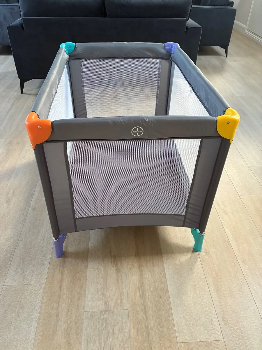 Babylo Travel Cot - Image 3
