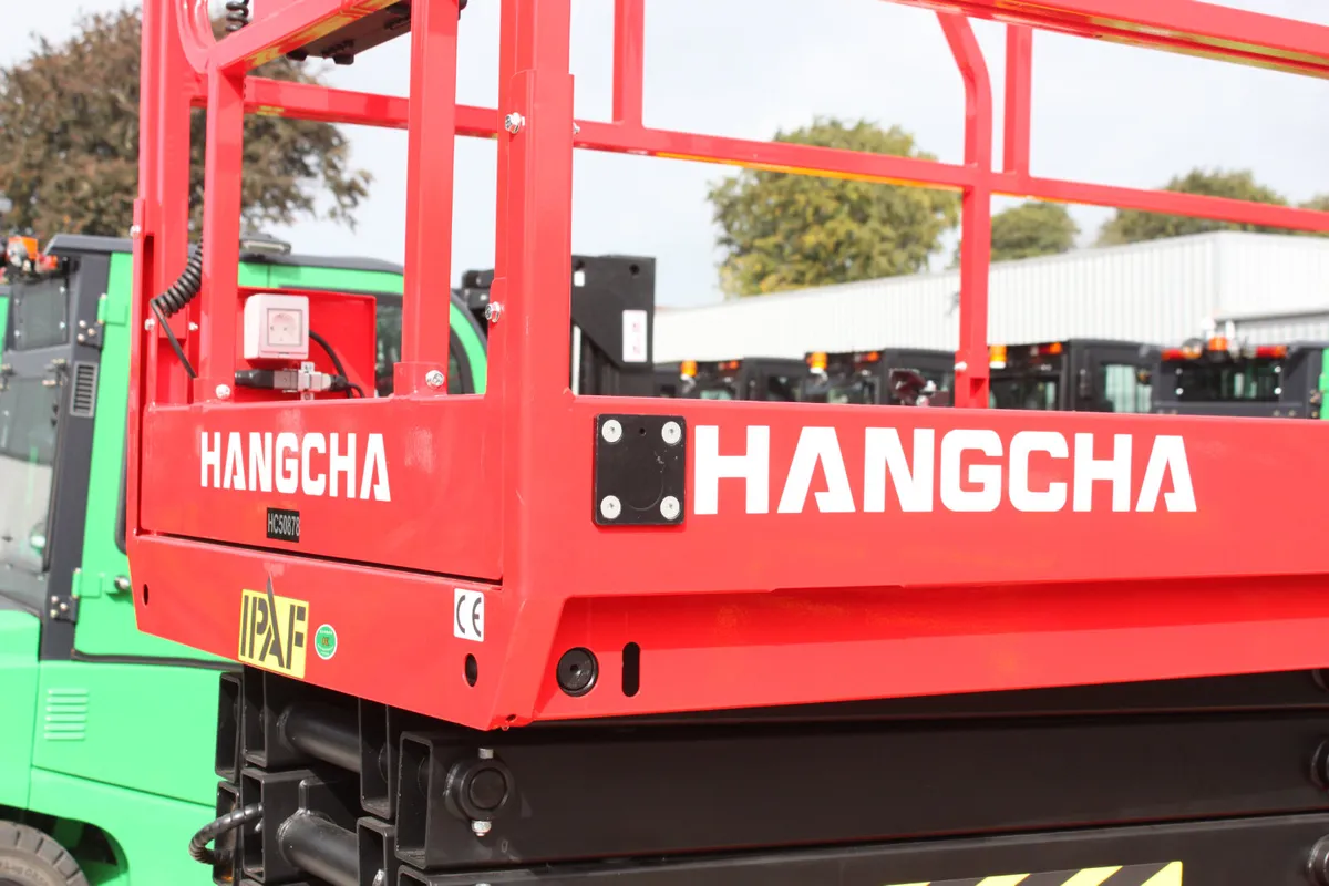 Hangcha 16m Electric Scissor Lift – 230kg Capacity - Image 2