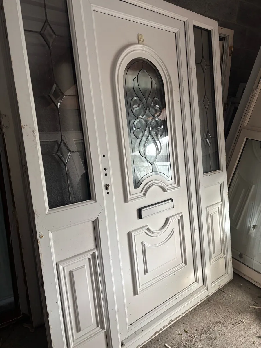 ✳️ HIGH QUALITY UPVC FRONT DOOR FOR SALE