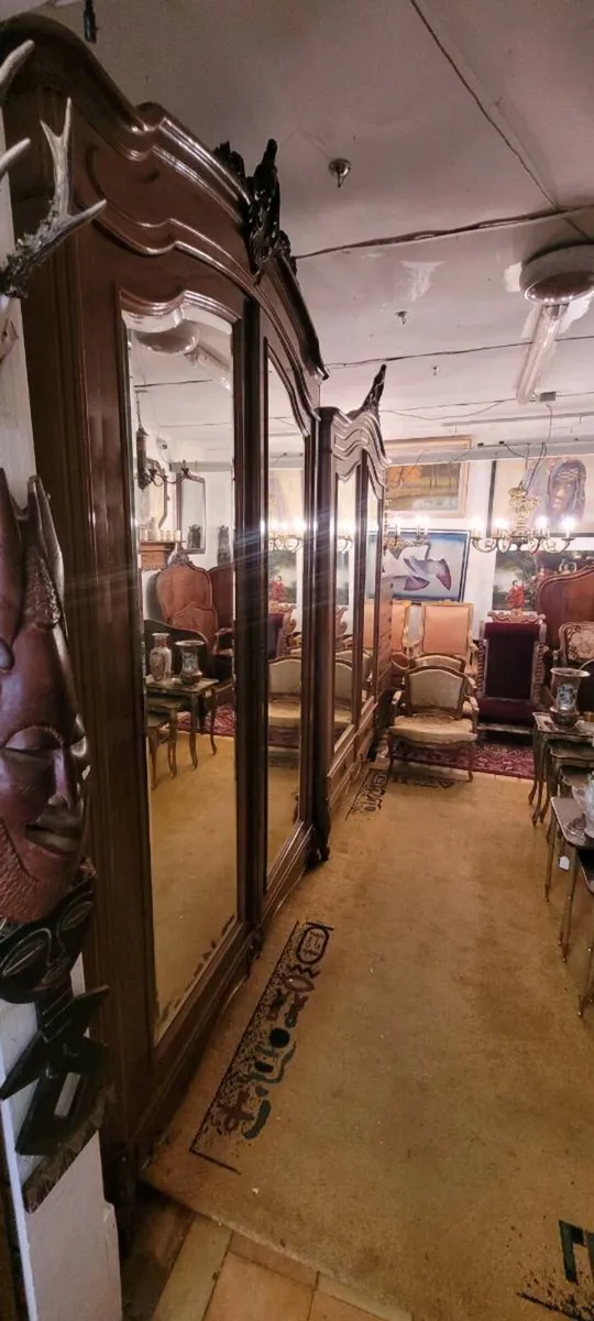 2 French wardrobes 400 eu.each. - Image 2