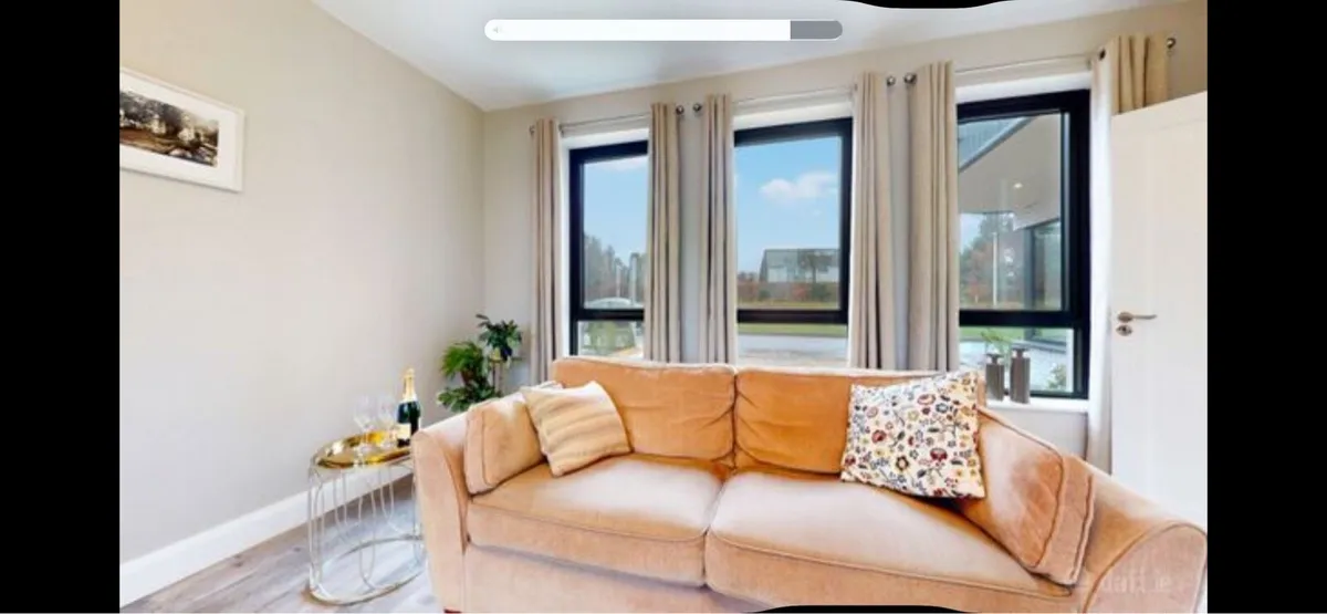 Sofas - Image 3
