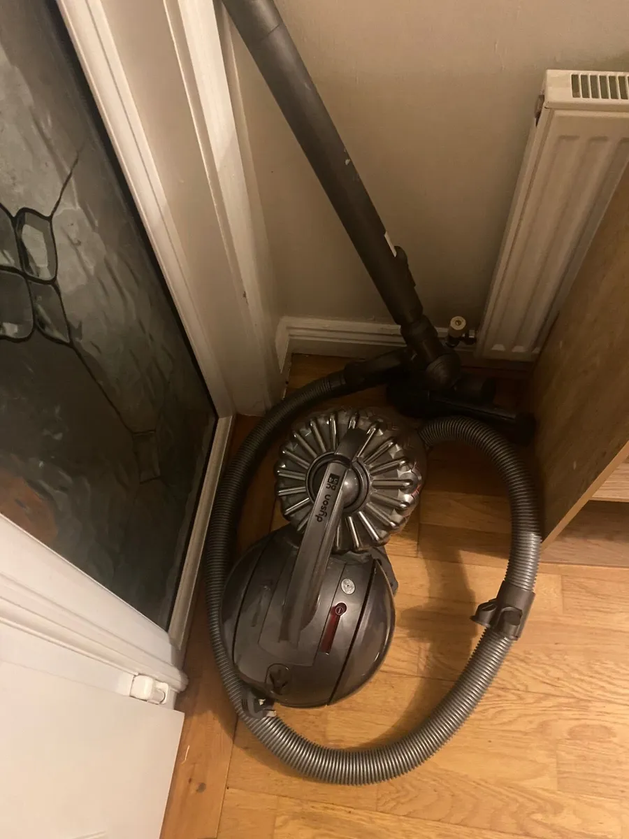 Dyson hoover / vacuum