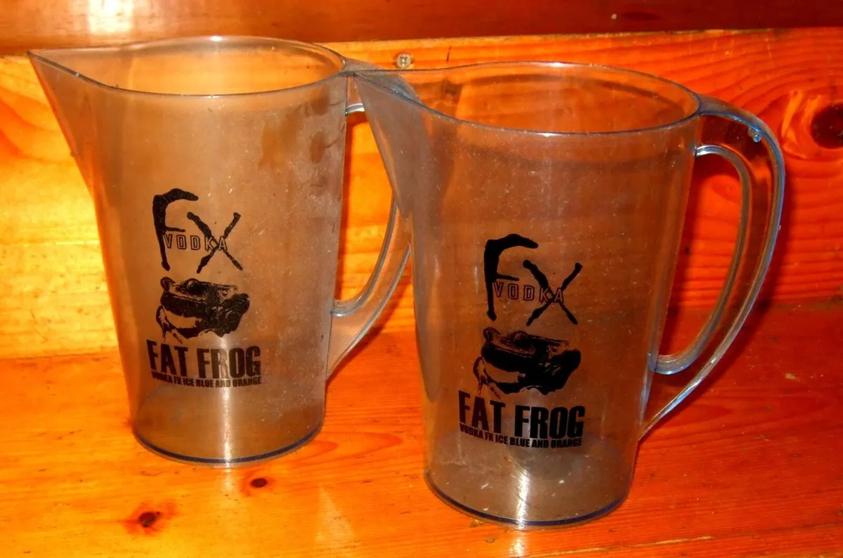 Duo of Vintage FX "Fat Frog" Cocktail Pitchers - Image 2