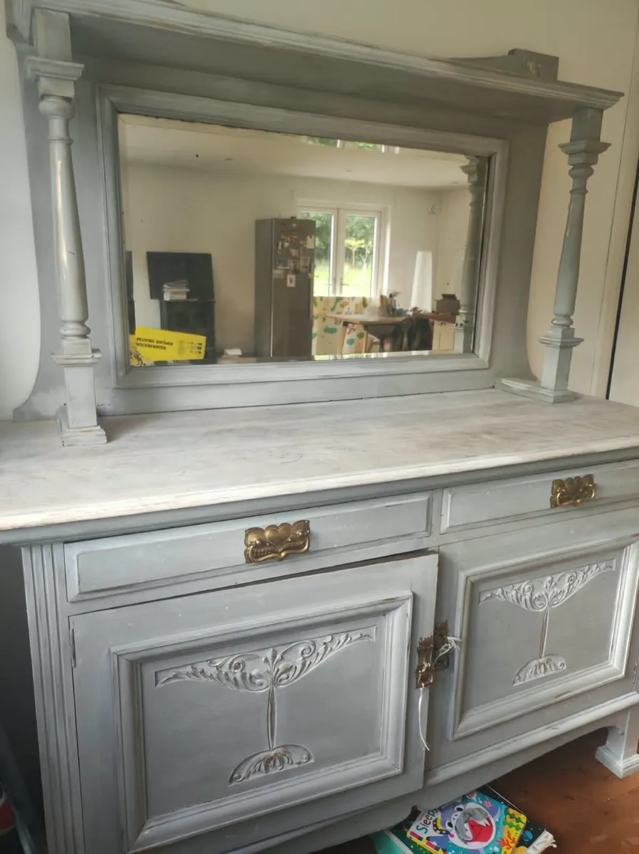 Sideboard - Image 2