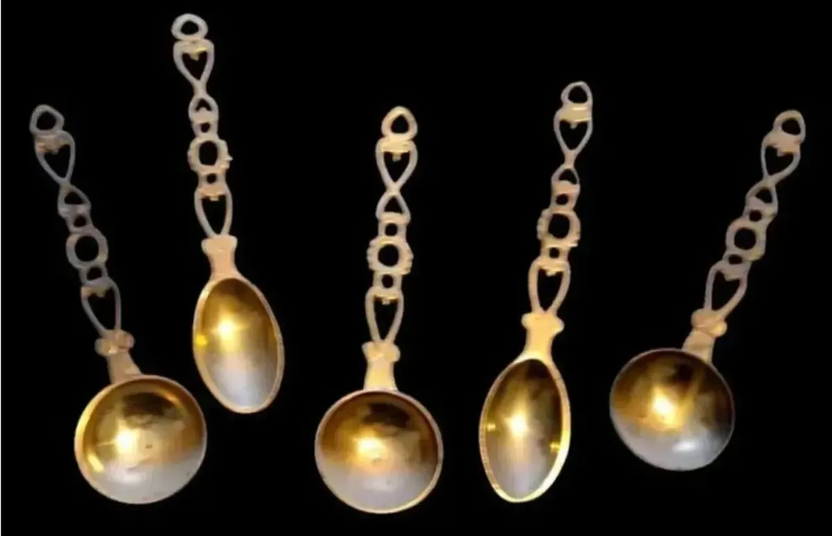 Vintage Solid Brass Welsh Love Spoons Set - Image 4