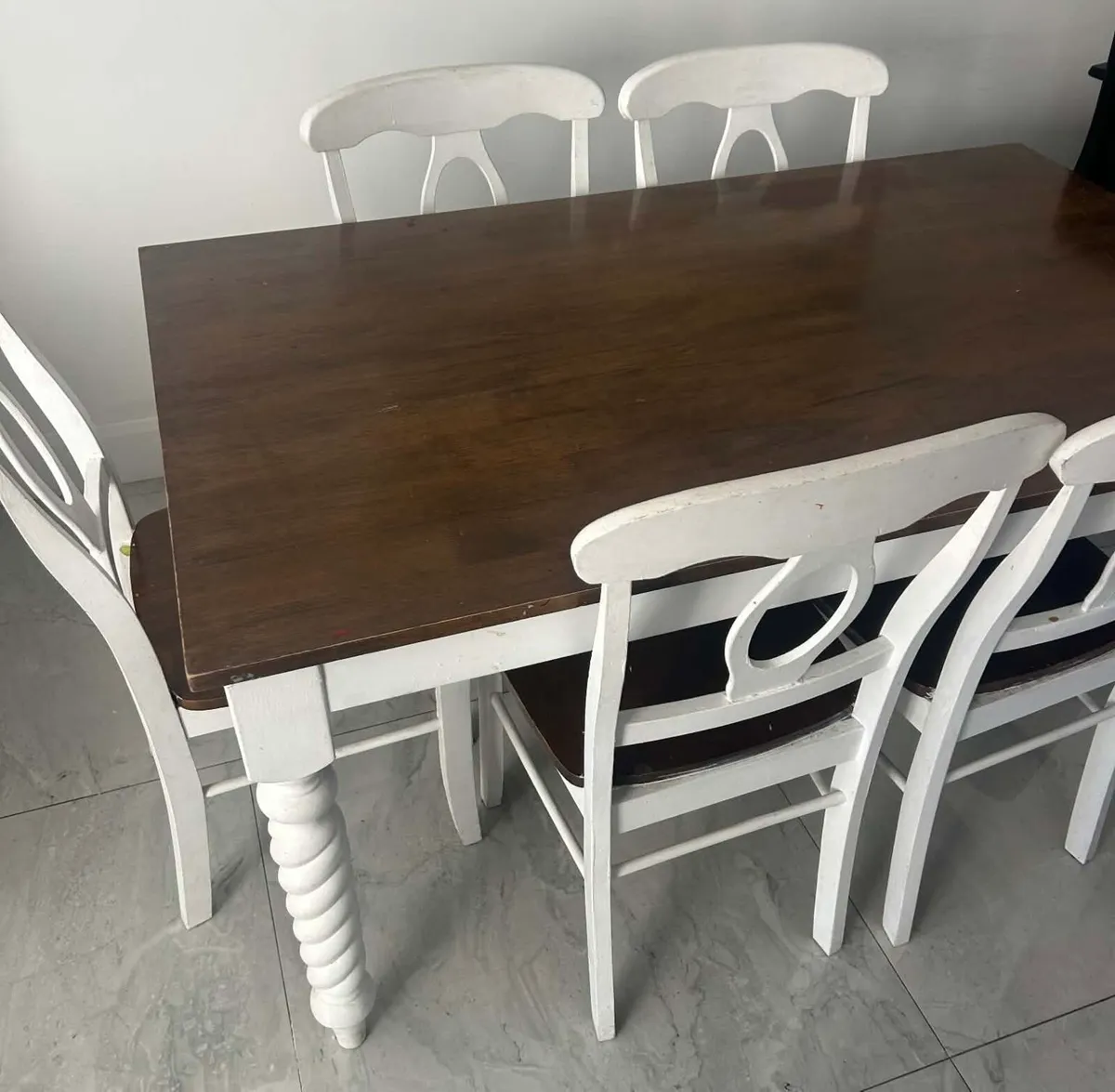Table dark oak 160cm with 5 chairs - Image 1