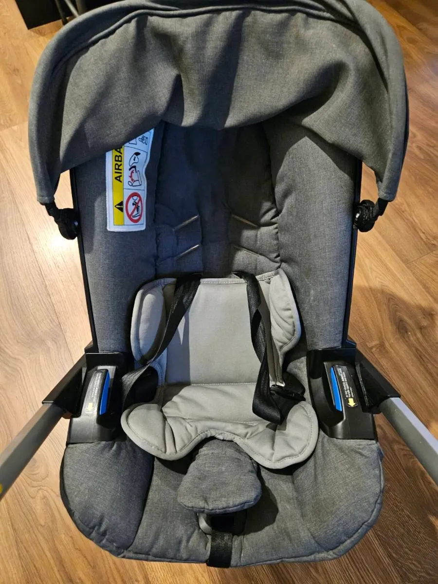 Doona car seat - Image 4