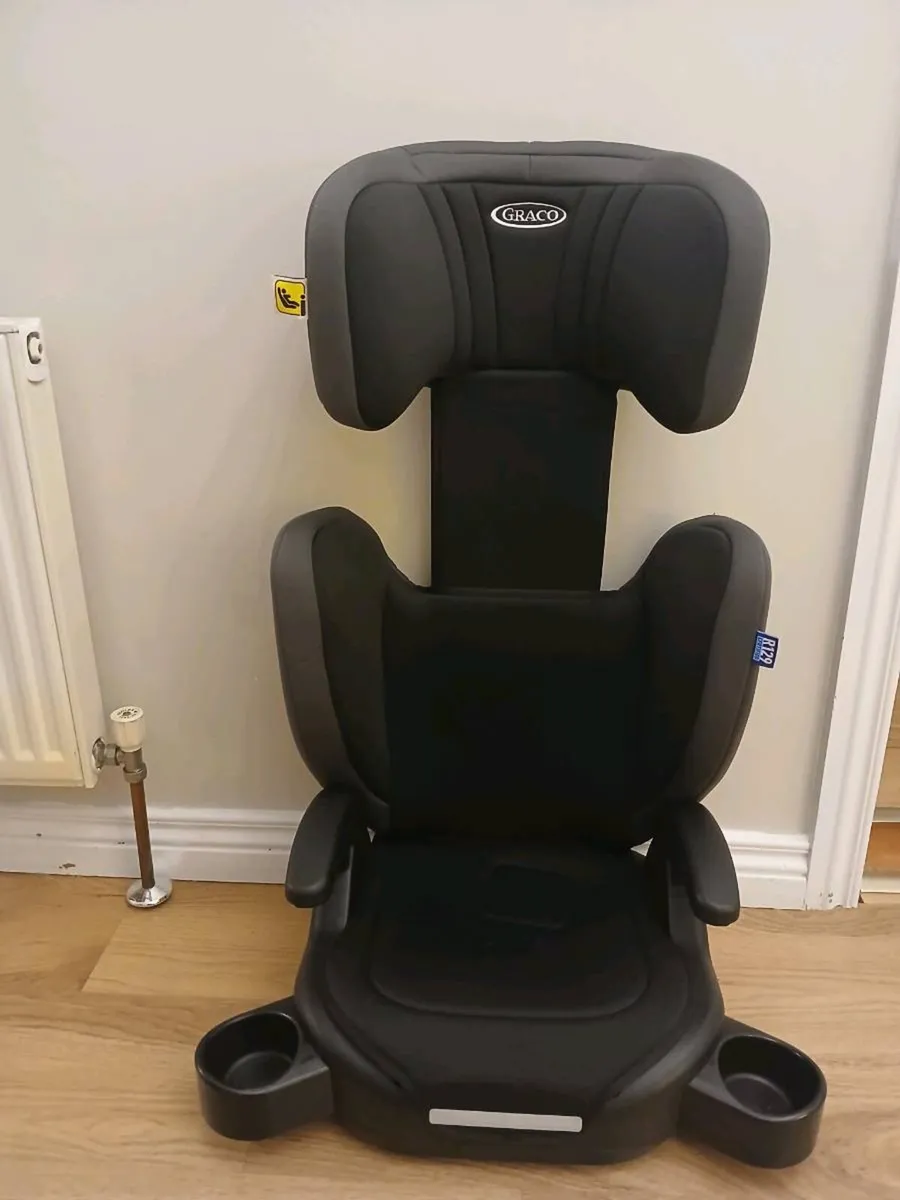 Graco and Joie Booster Car Seats - Image 2