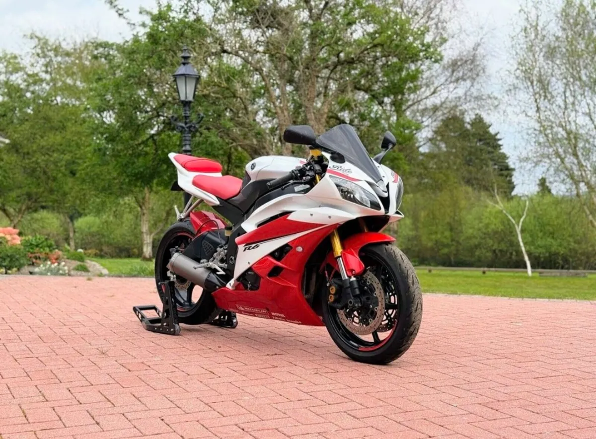 Yamaha R6 - Image 3