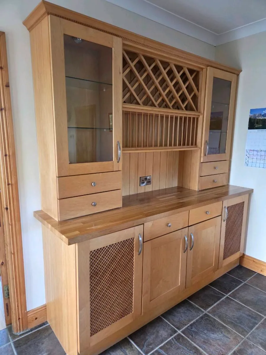 Solid wood, Fitted Dresser - Image 1