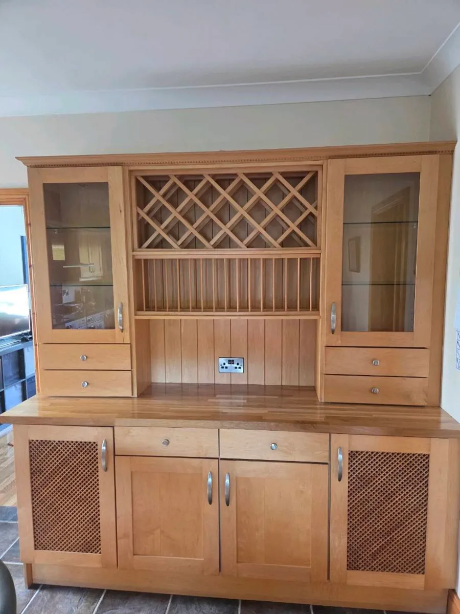 Solid wood, Fitted Dresser - Image 2