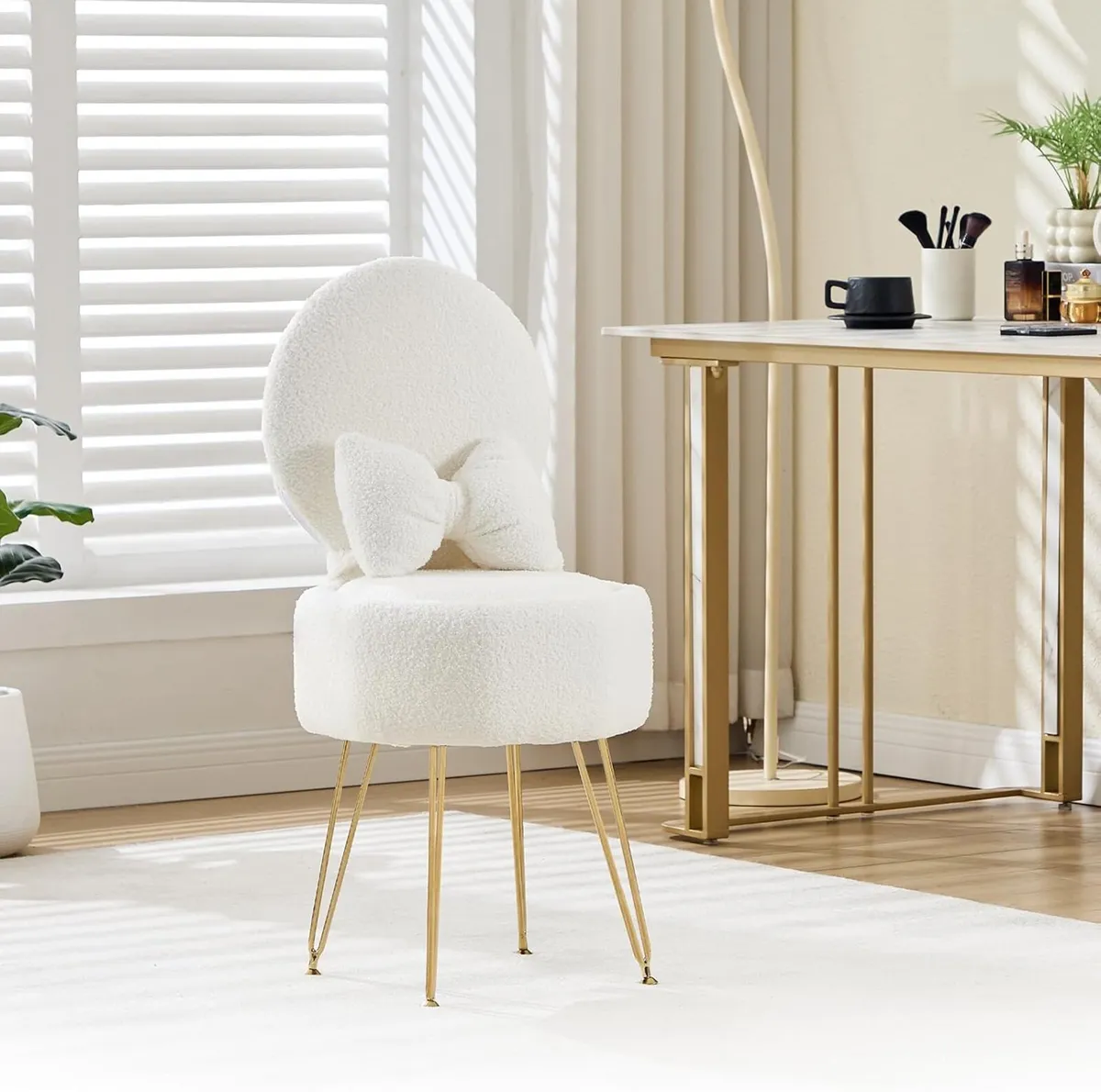 Table Chair with Stroage Space Vanity - Image 1