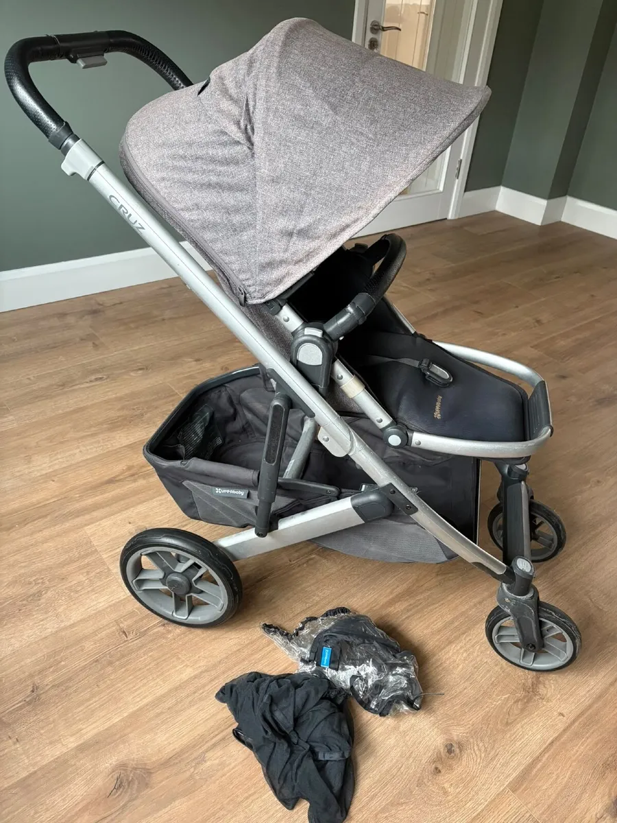UPPAbaby Cruz V2 - Image 2