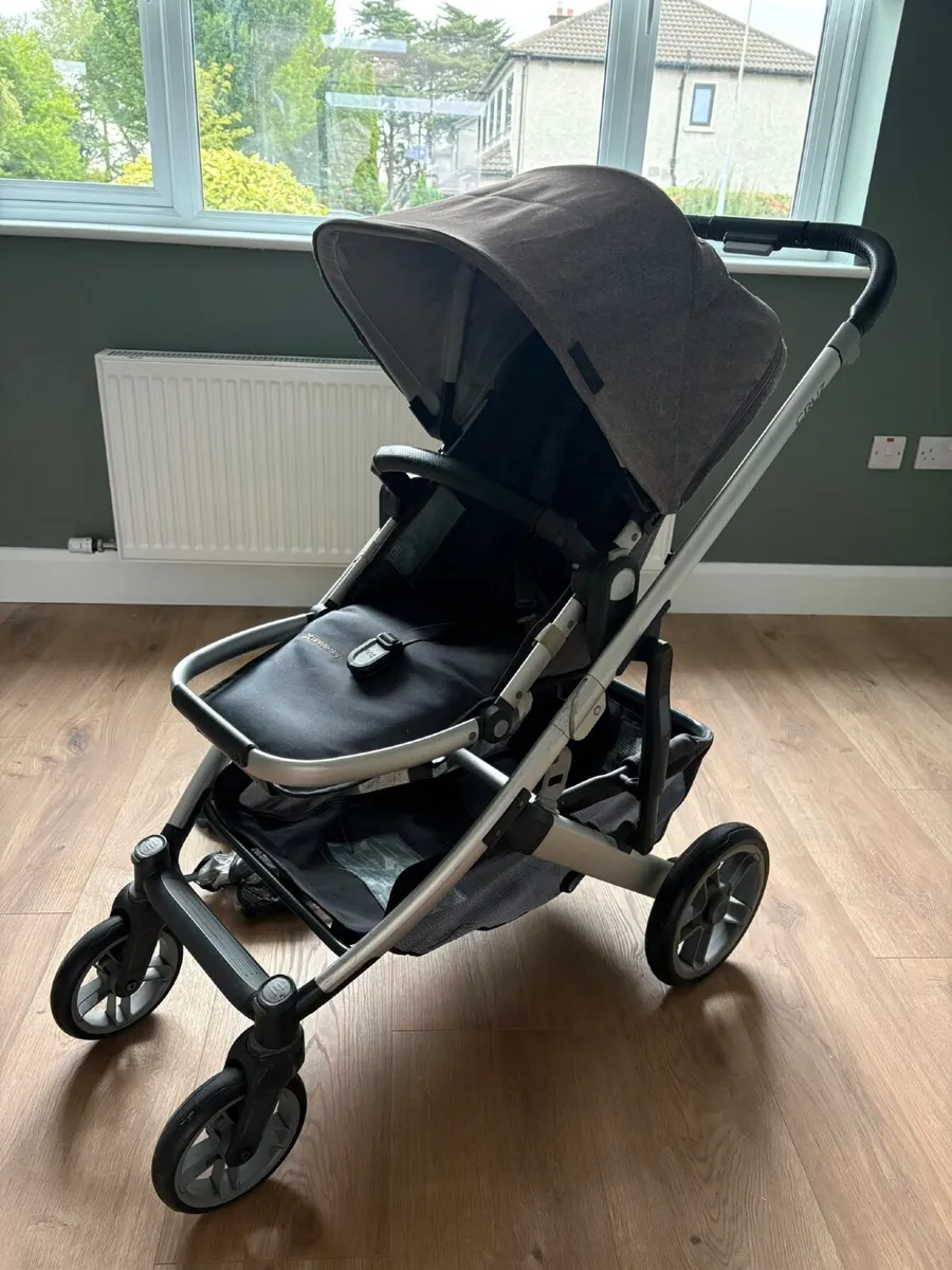 UPPAbaby Cruz V2 - Image 1
