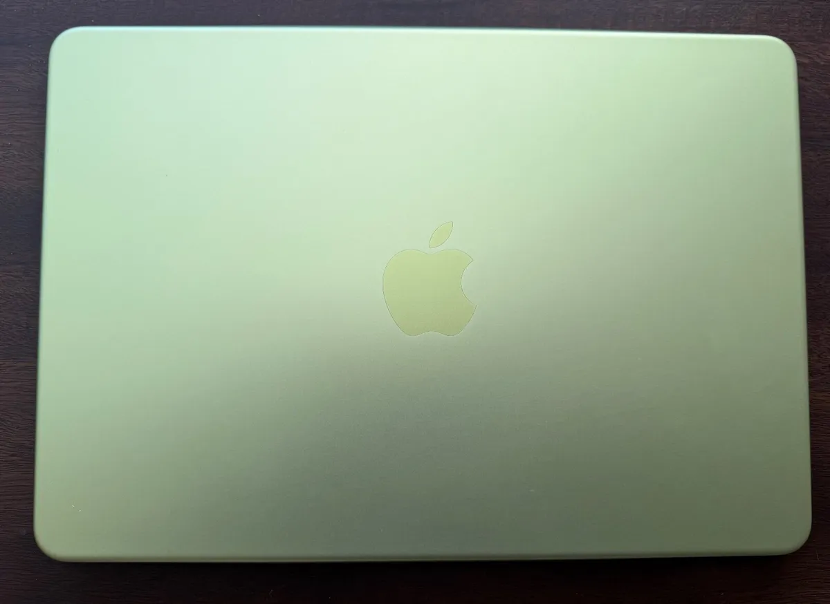 Apple Macbook Neo 512Gb laptop with Touch ID - Image 4