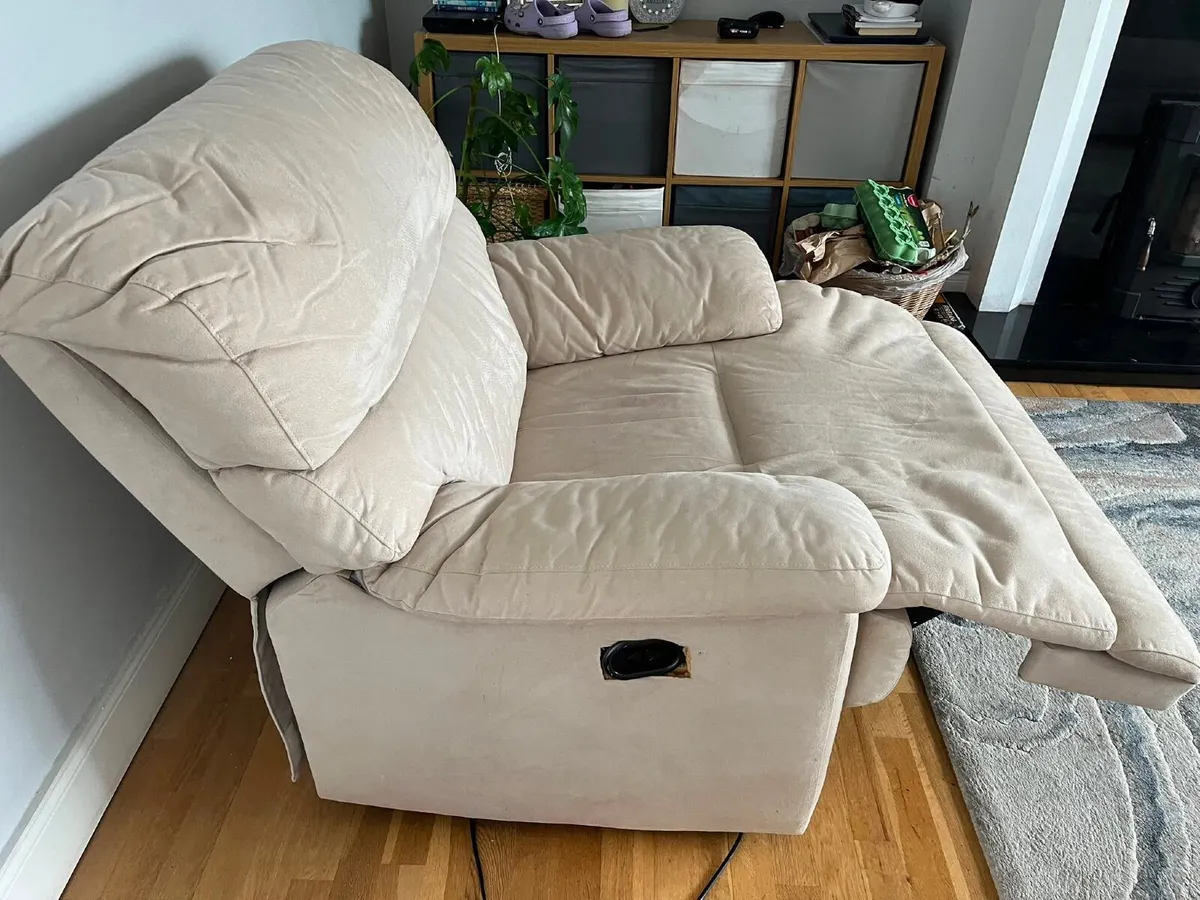 Electric Recliner Armchair - Image 2