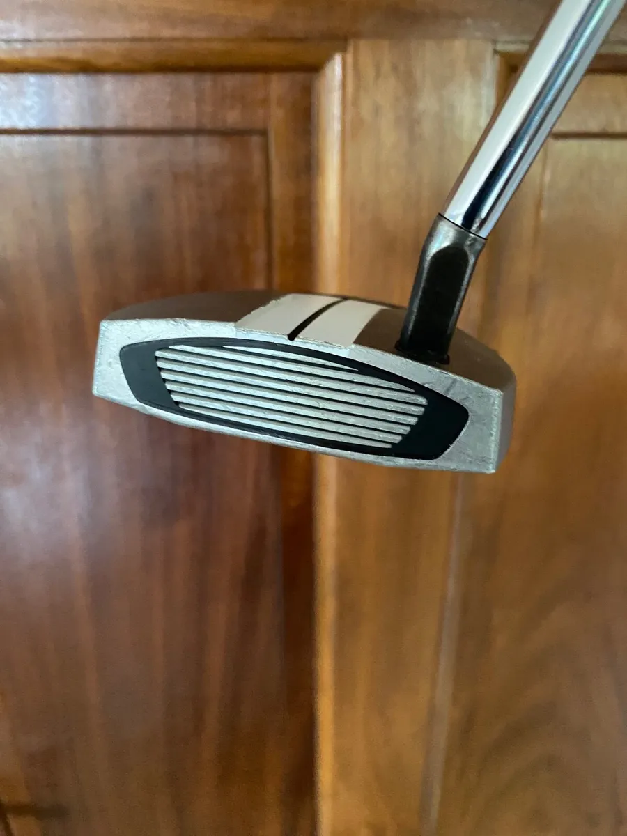 Taylormade Spider GTX 34 inch Putter - Image 3
