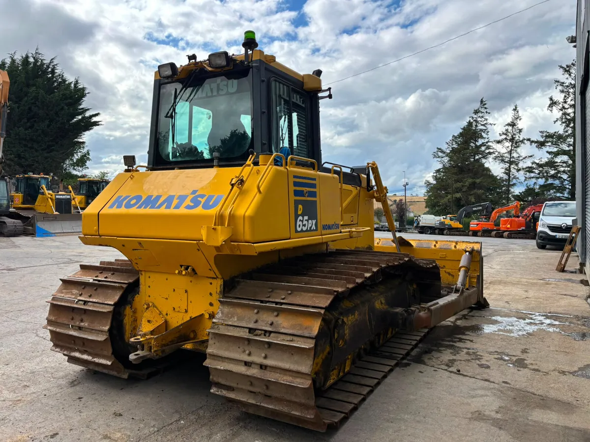 Komatsu D65PX-17 - Image 3