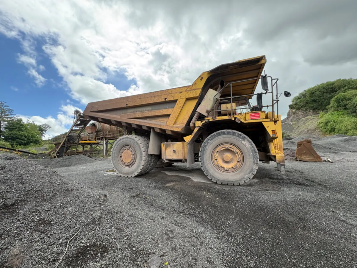 Komatsu HD465-5 - Image 4