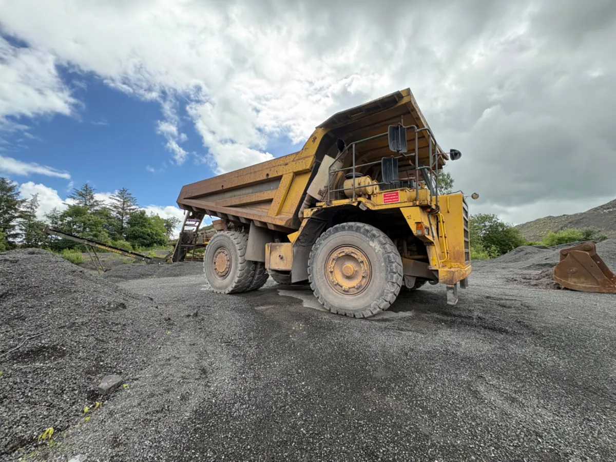 Komatsu HD465-5 - Image 3