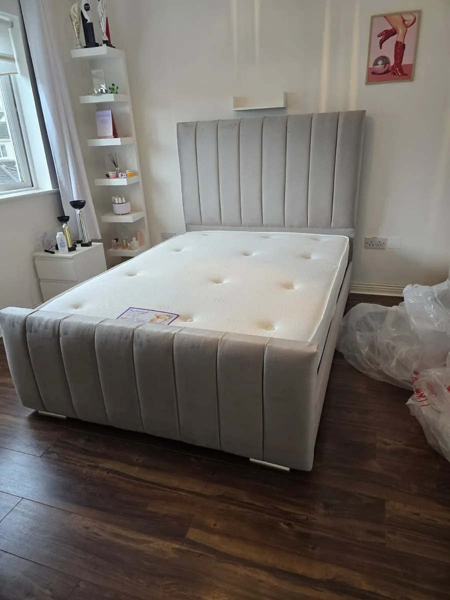 Bed - Image 2