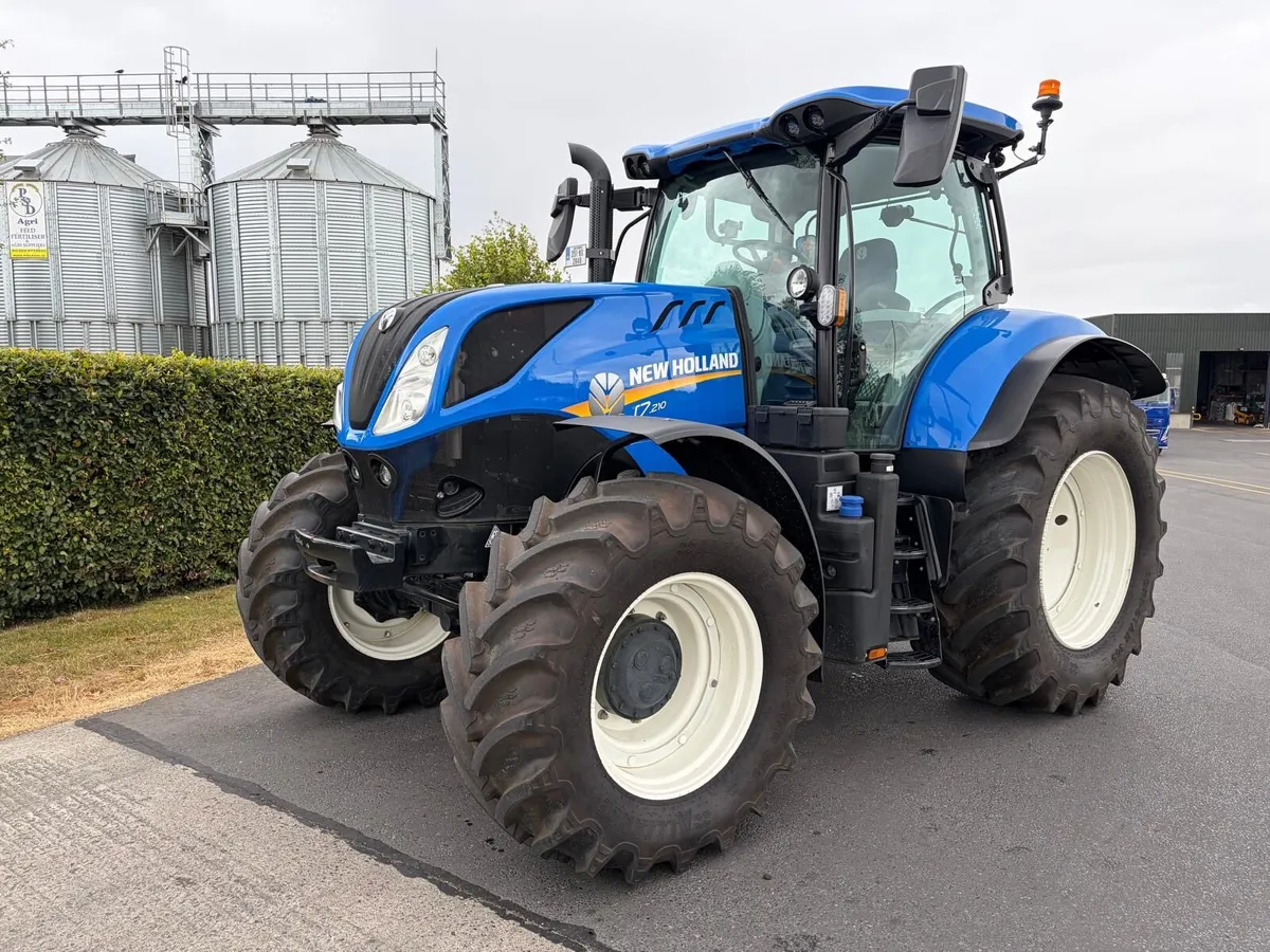 New Holland t7210 - Image 1