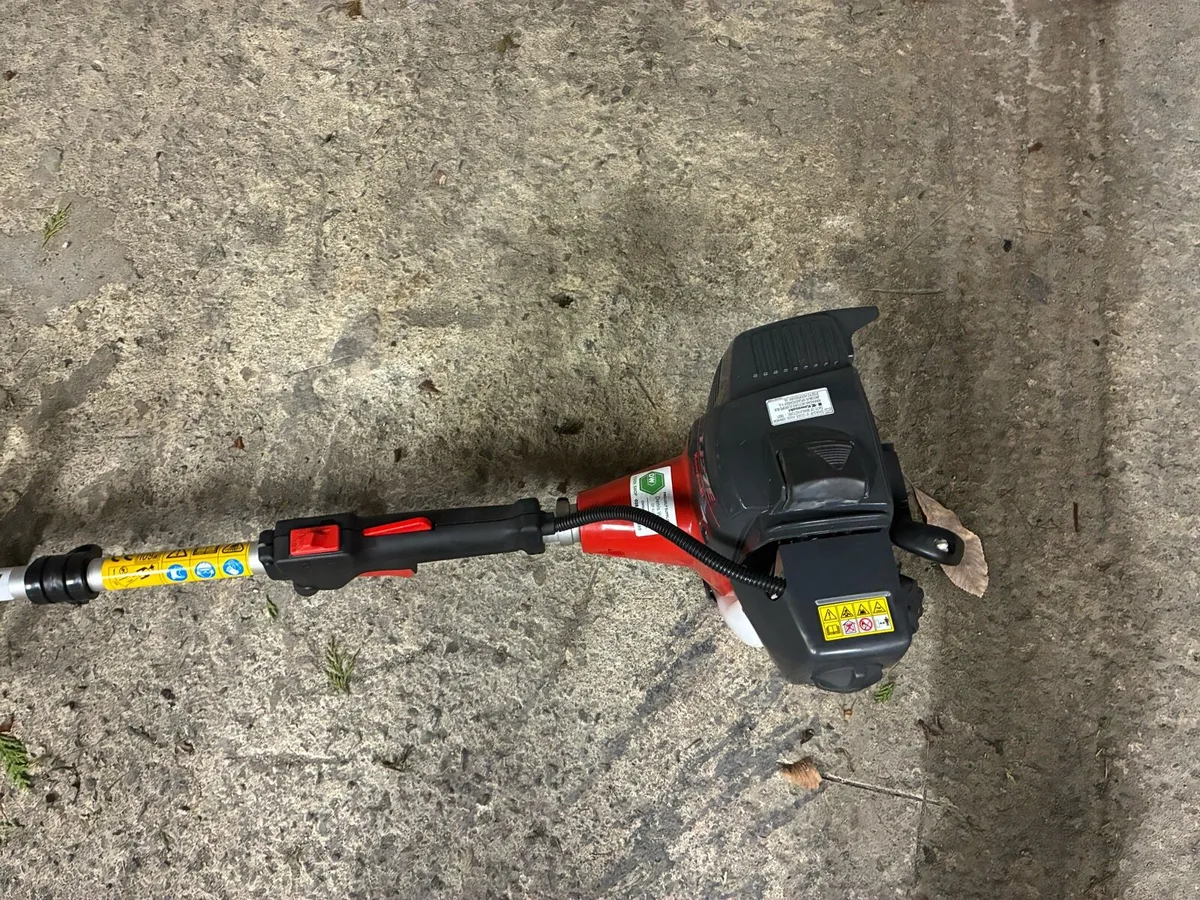 Long reach hedge saw - Image 2