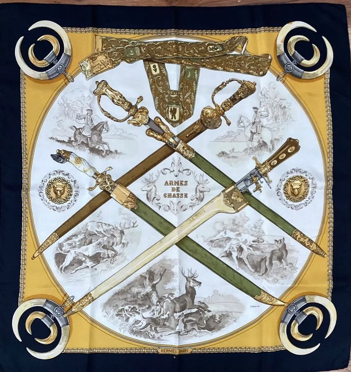 Hermes scarf - Image 1